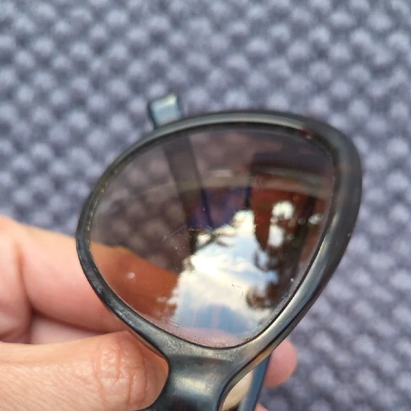 Tory Burch Brown Tortoise Sunglasses - Picture 9 of 16